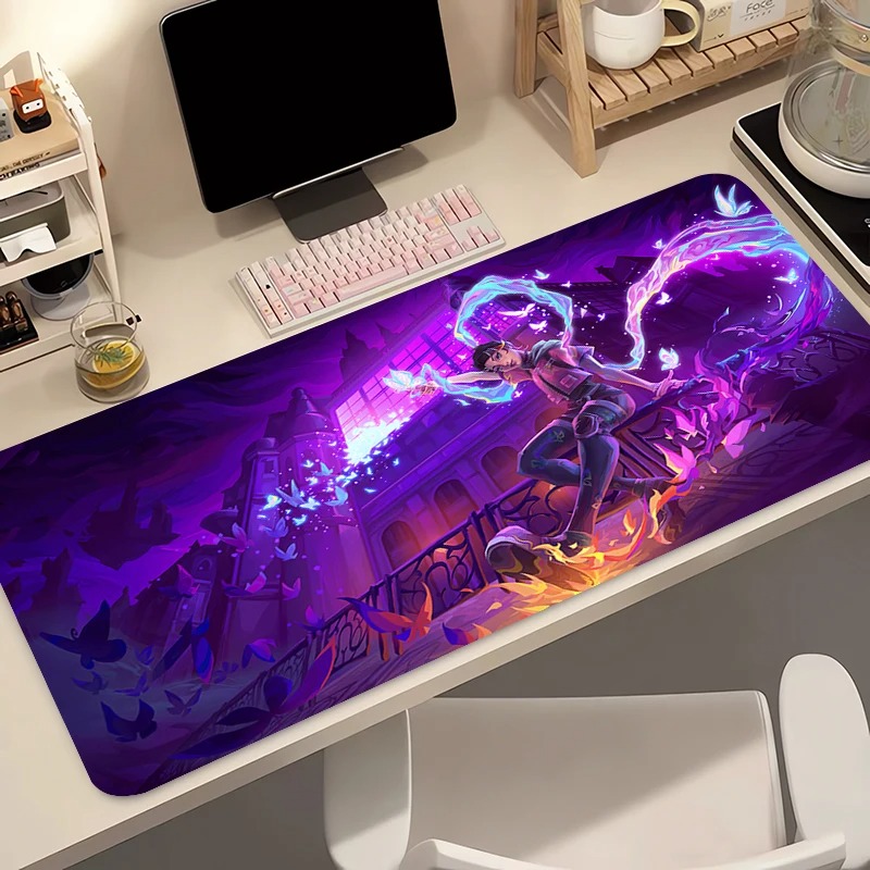 Gaming Accessories Desktop - Mauspad Gamer Computer Anime PC Valorant