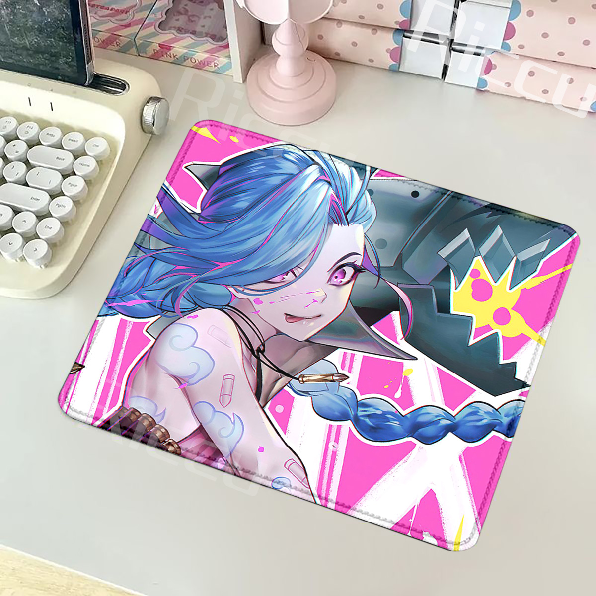 Kleine Arcane Matte Computer E – Jinx Gaming Accessories Bewertung und Preis